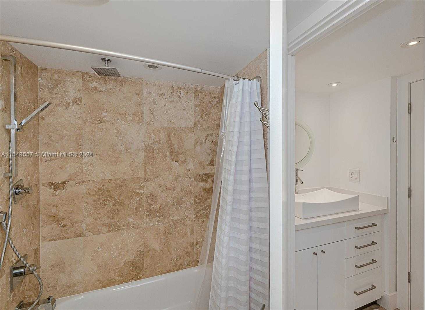 Small Image of 2301 COLLINS AVE #1515, Miami Beach Number 25