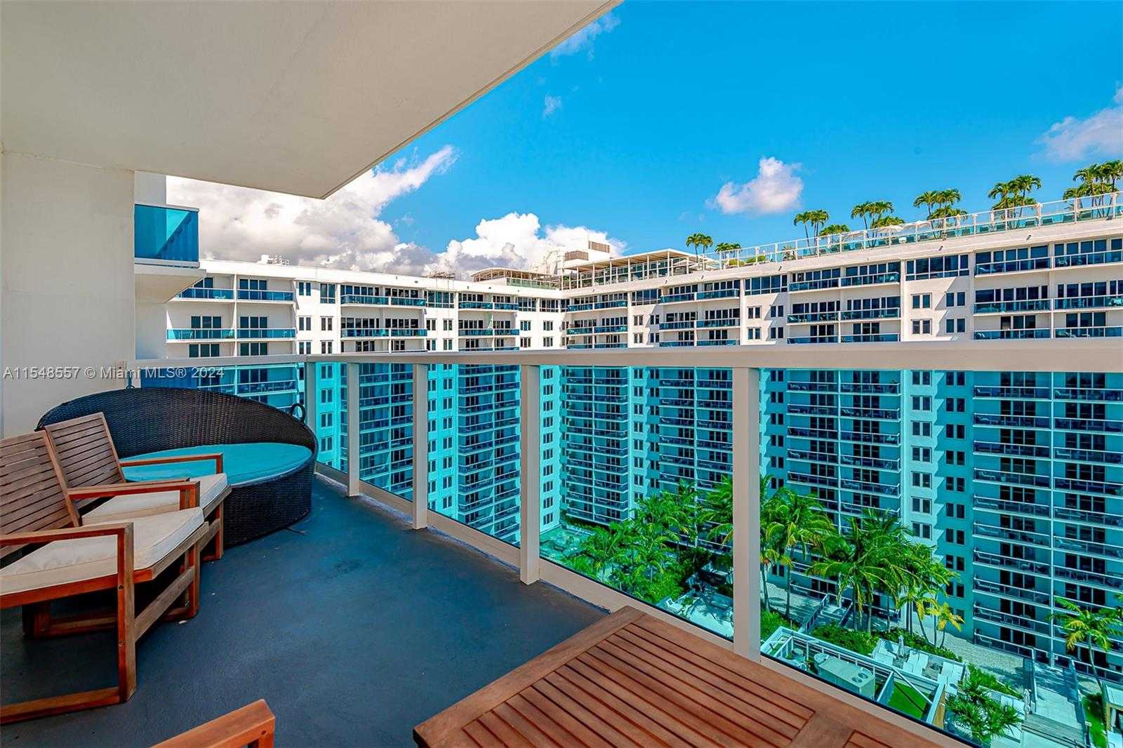 Small Image of 2301 COLLINS AVE #1515, Miami Beach Number 3
