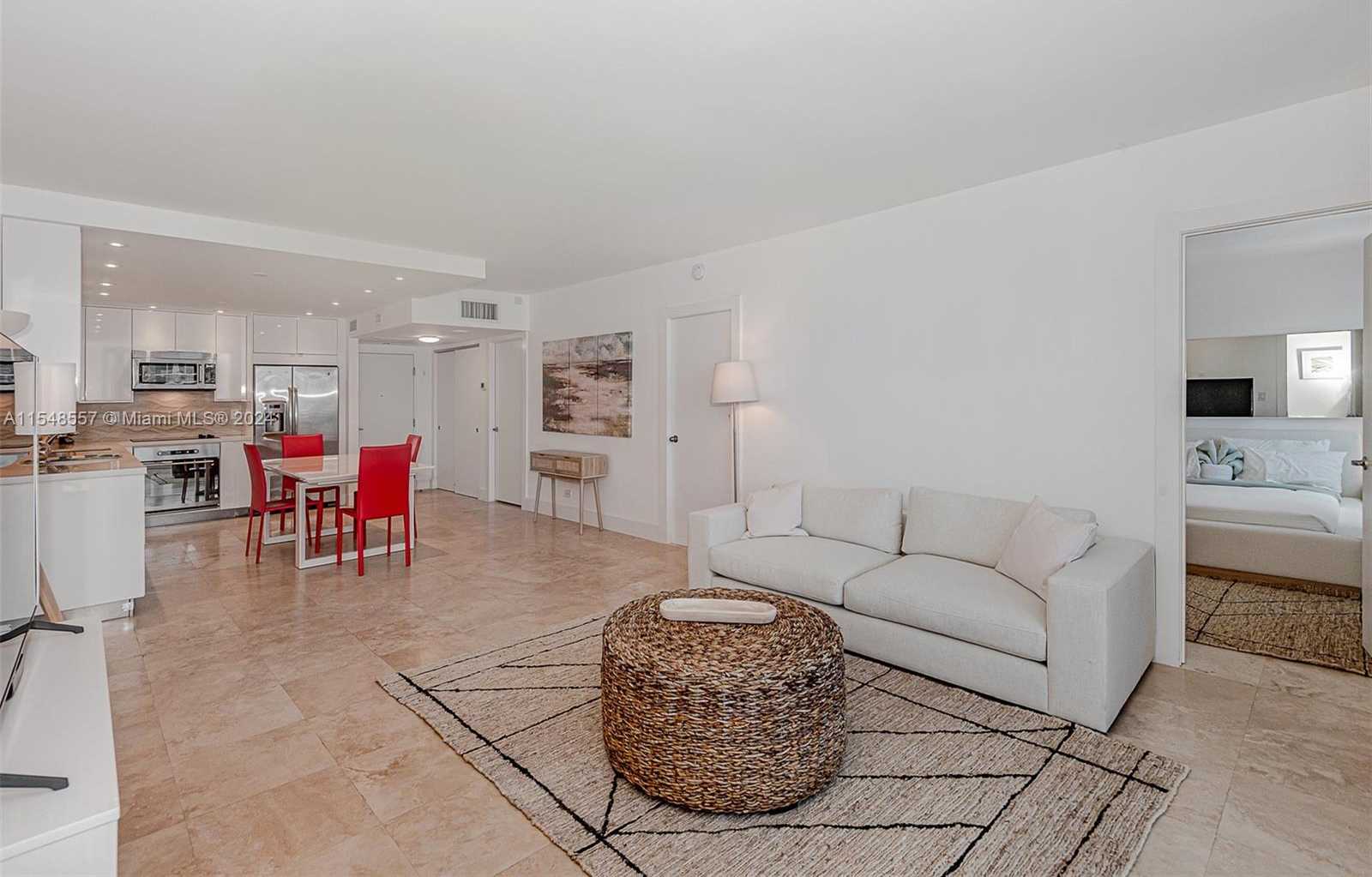 Small Image of 2301 COLLINS AVE #1515, Miami Beach Number 7