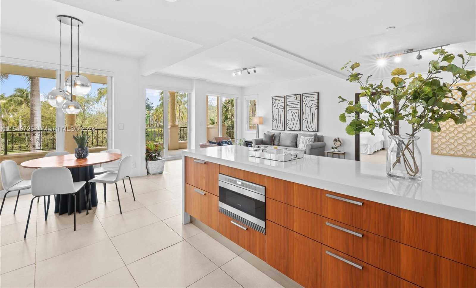 Small Image of 19127 FISHER ISLAND DR #19127, Miami Beach Number 14