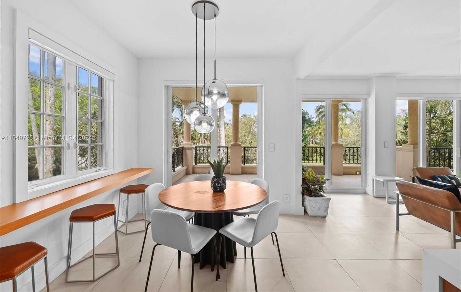 Small Image of 19127 FISHER ISLAND DR #19127, Miami Beach Number 17