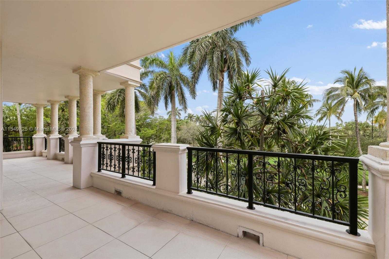 Small Image of 19127 FISHER ISLAND DR #19127, Miami Beach Number 38