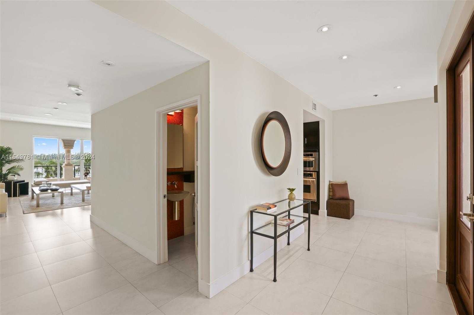 Small Image of 2442 FISHER ISLAND DR #5402, Miami Beach Number 15