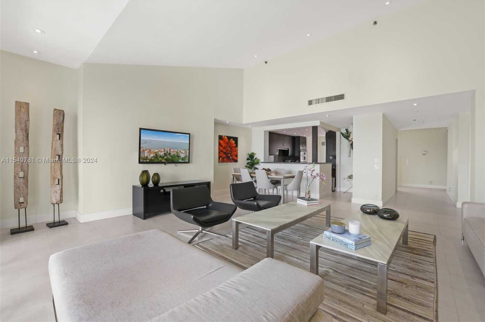 Small Image of 2442 FISHER ISLAND DR #5402, Miami Beach Number 3