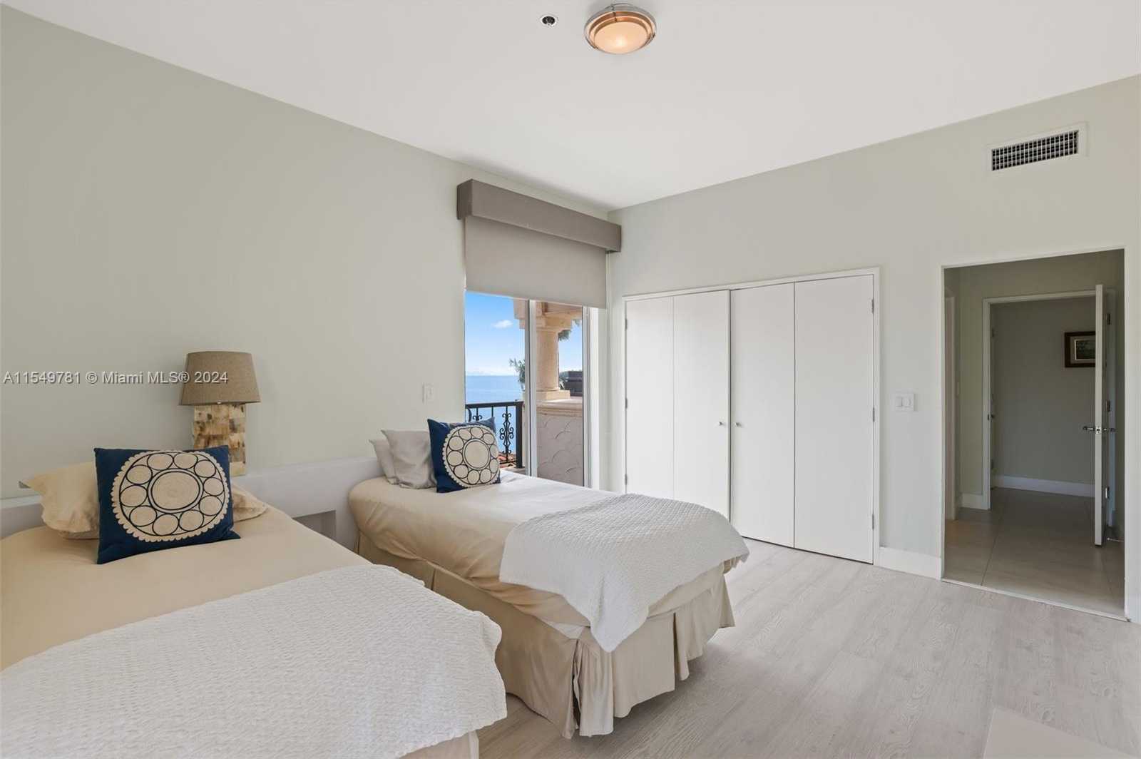 Small Image of 2442 FISHER ISLAND DR #5402, Miami Beach Number 31