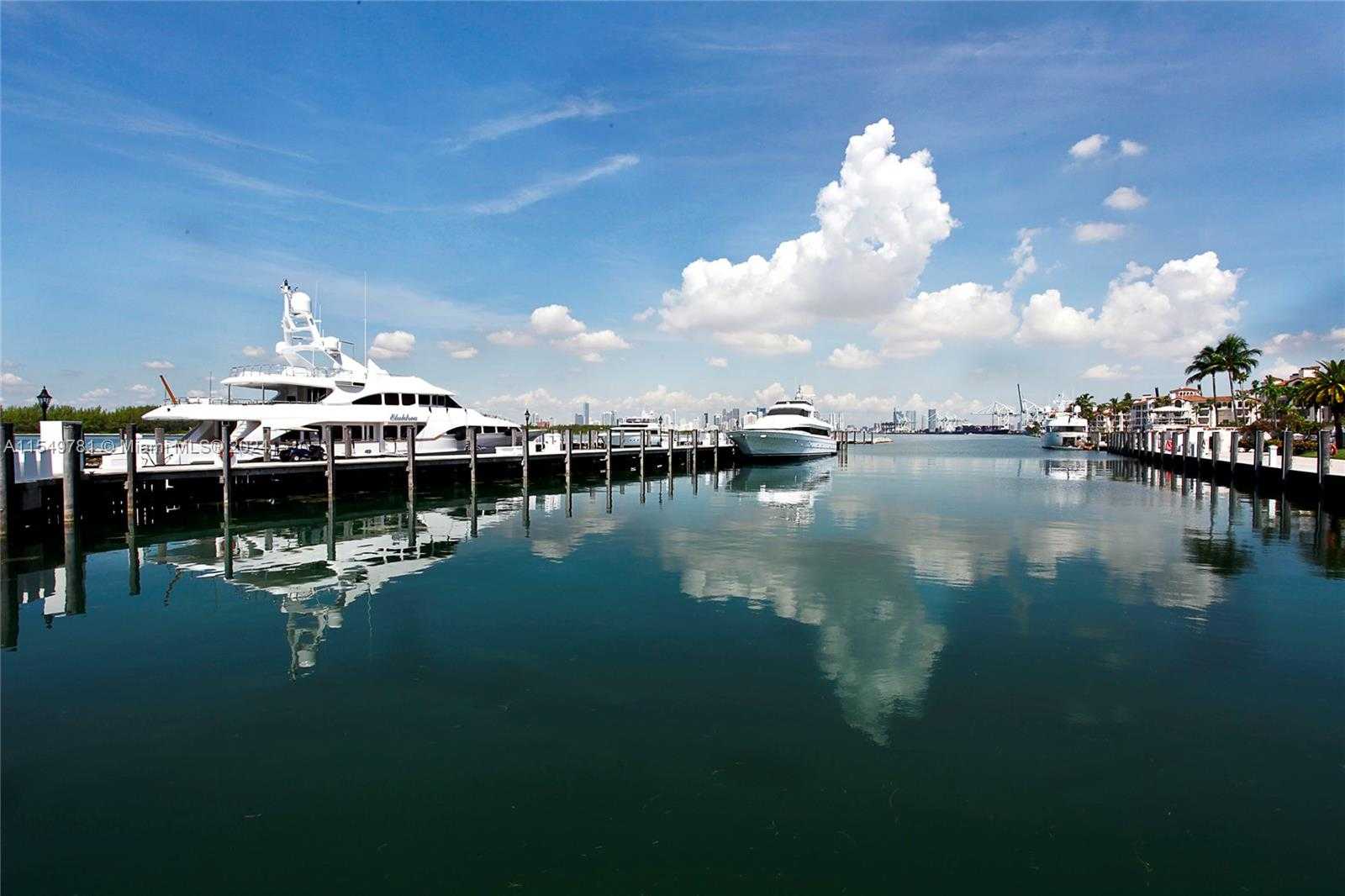 Small Image of 2442 FISHER ISLAND DR #5402, Miami Beach Number 48