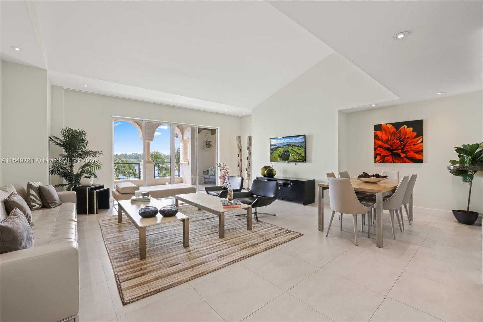 Small Image of 2442 FISHER ISLAND DR #5402, Miami Beach Number 8