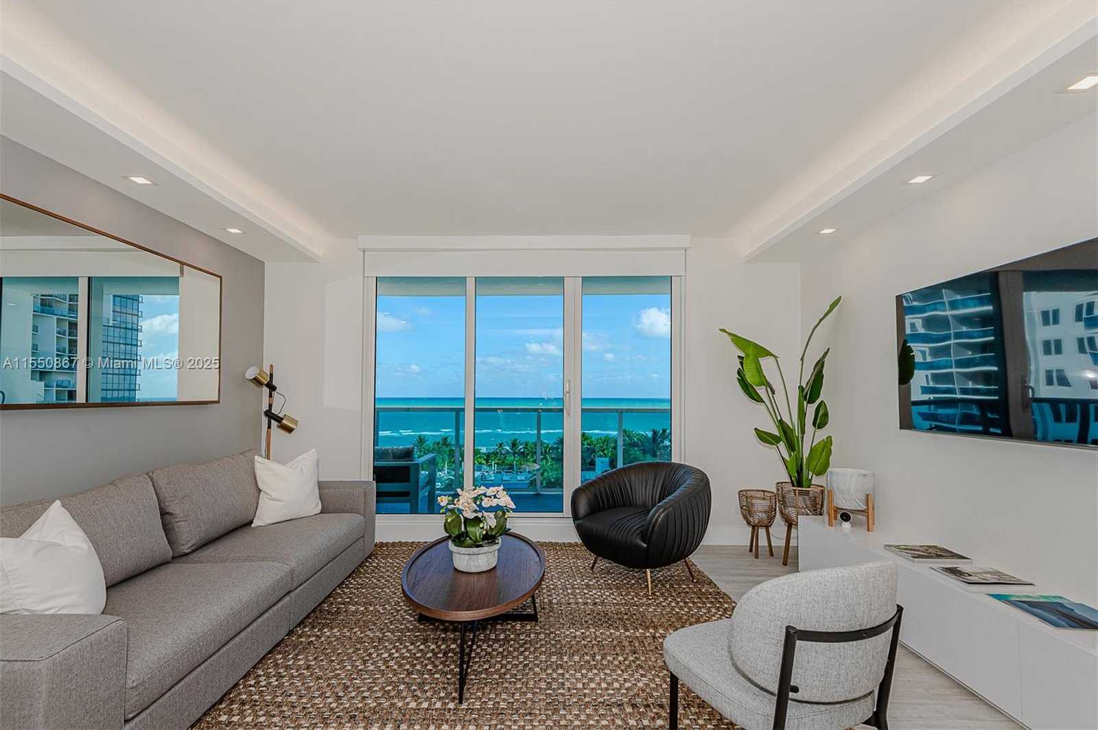 Small Image of 2301 COLLINS AVE #739, Miami Beach Number 5