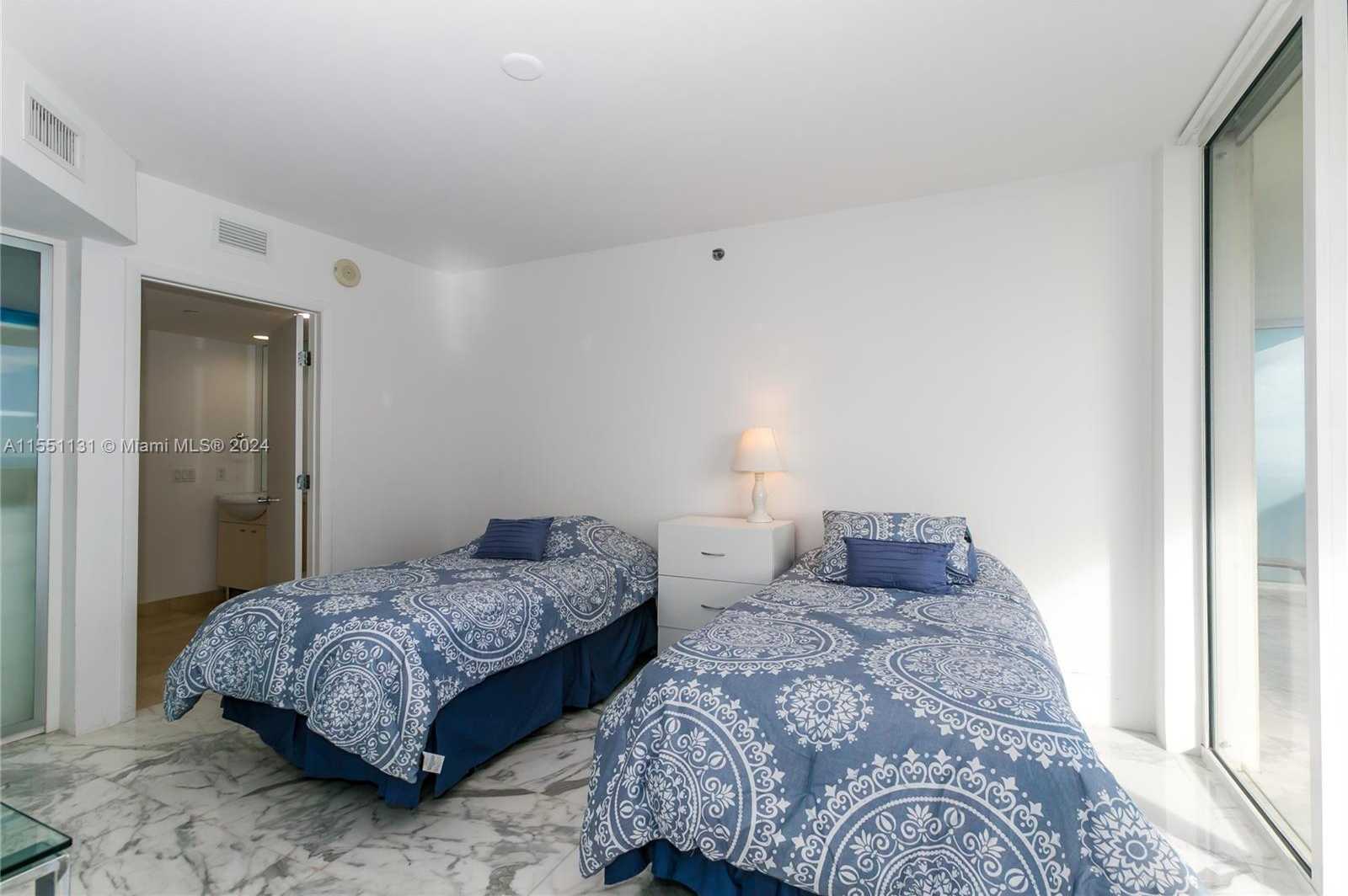 Small Image of 1830 SOUTH OCEAN DR #2906, Hallandale Beach Number 9