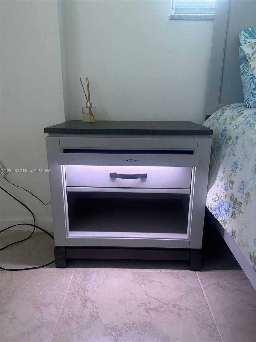 Small Image of 18800 NORTH EAST 29TH AVE #1018, Aventura Number 17