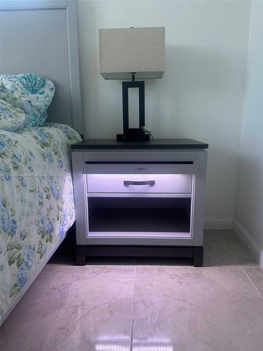 Small Image of 18800 NORTH EAST 29TH AVE #1018, Aventura Number 18