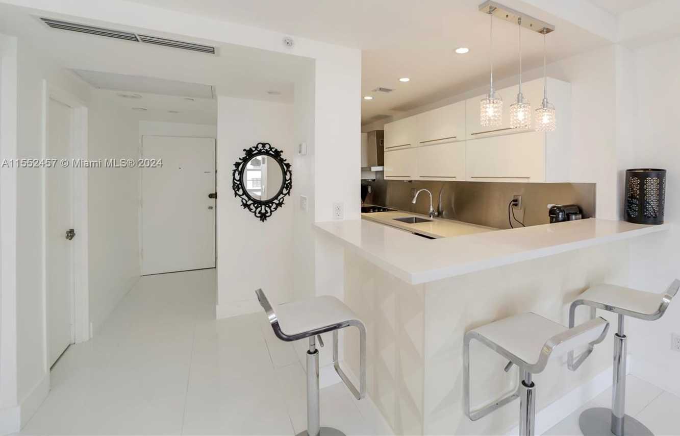 Small Image of 100 LINCOLN RD #605, Miami Beach Number 8