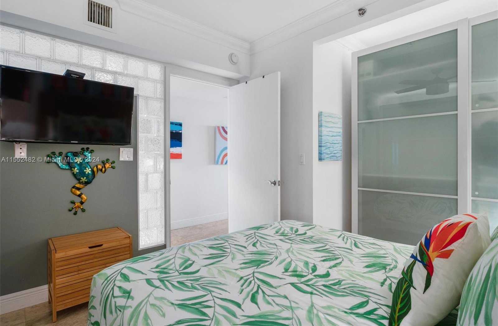 Small Image of 1830 SOUTH OCEAN DR #5005, Hallandale Beach Number 12