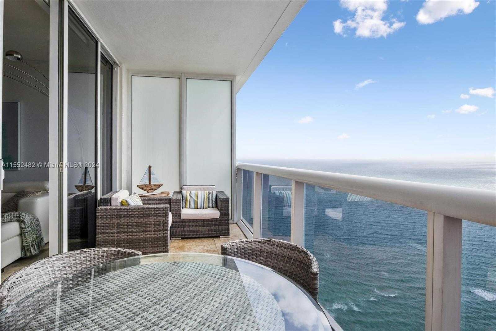 Small Image of 1830 SOUTH OCEAN DR #5005, Hallandale Beach Number 16