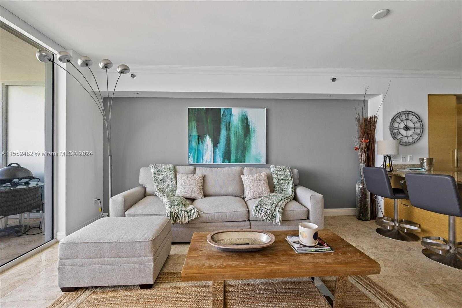 Small Image of 1830 SOUTH OCEAN DR #5005, Hallandale Beach Number 3