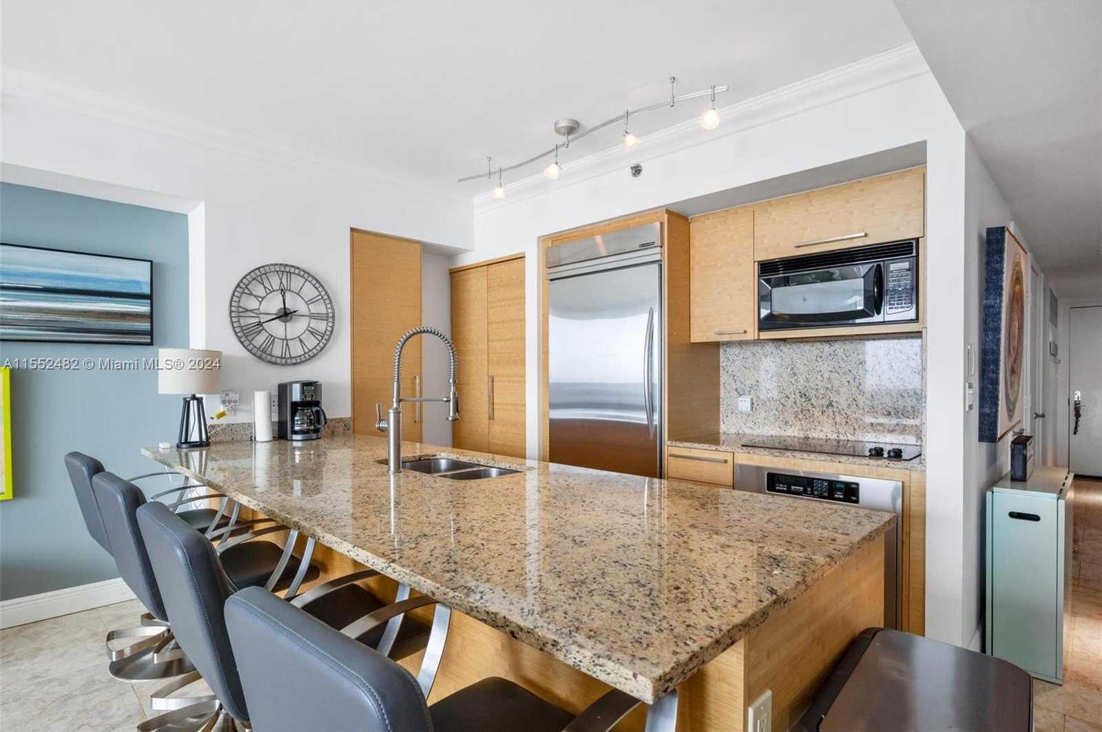 Small Image of 1830 SOUTH OCEAN DR #5005, Hallandale Beach Number 6