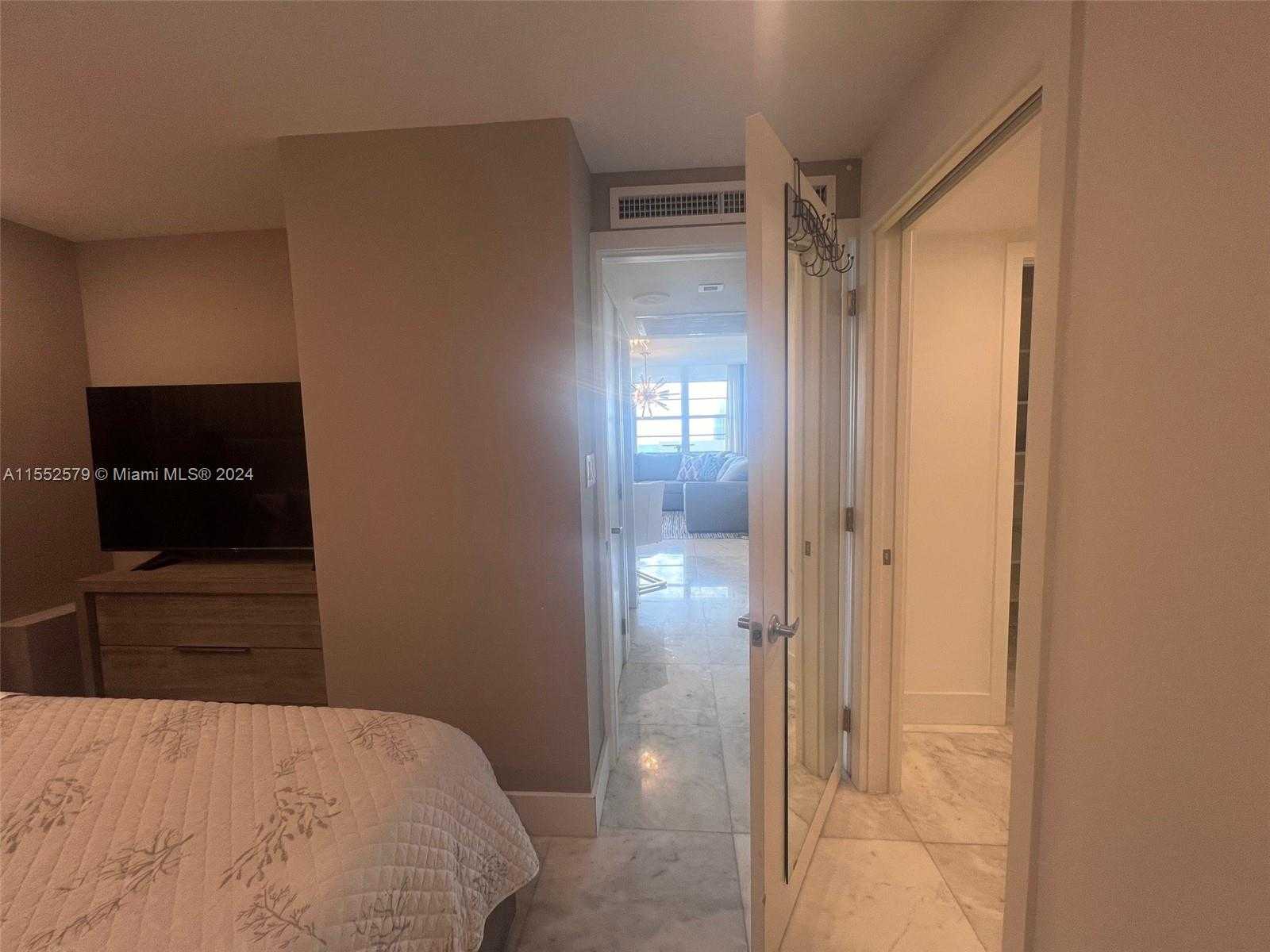 Small Image of 100 LINCOLN RD #1536, Miami Beach Number 6