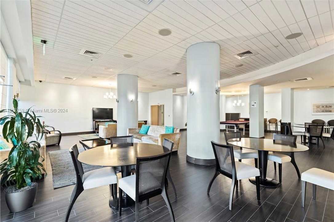 Small Image of 3901 SOUTH OCEAN DR #1H, Hollywood Number 24