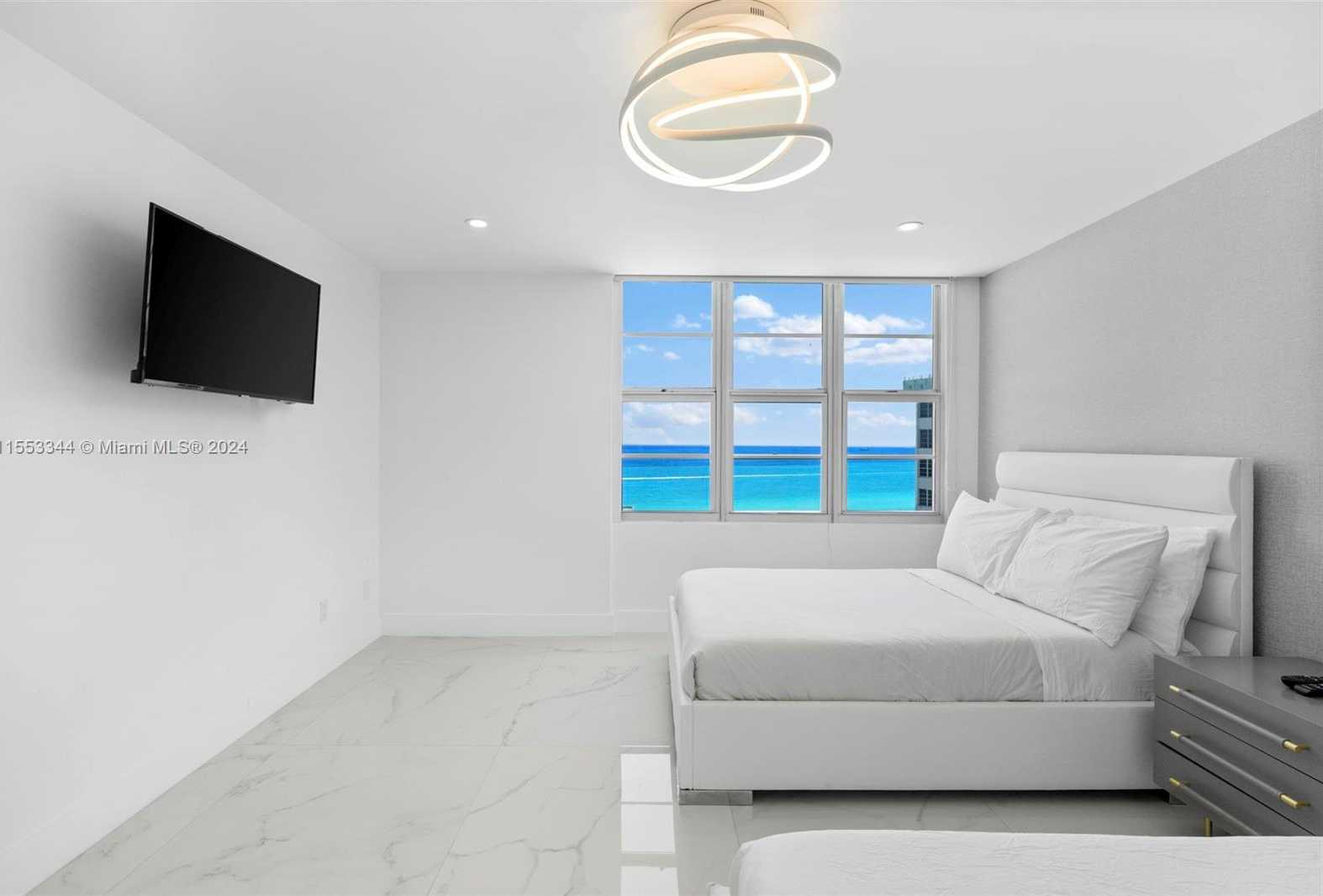 Small Image of 5151 COLLINS AVE #1527, Miami Beach Number 34
