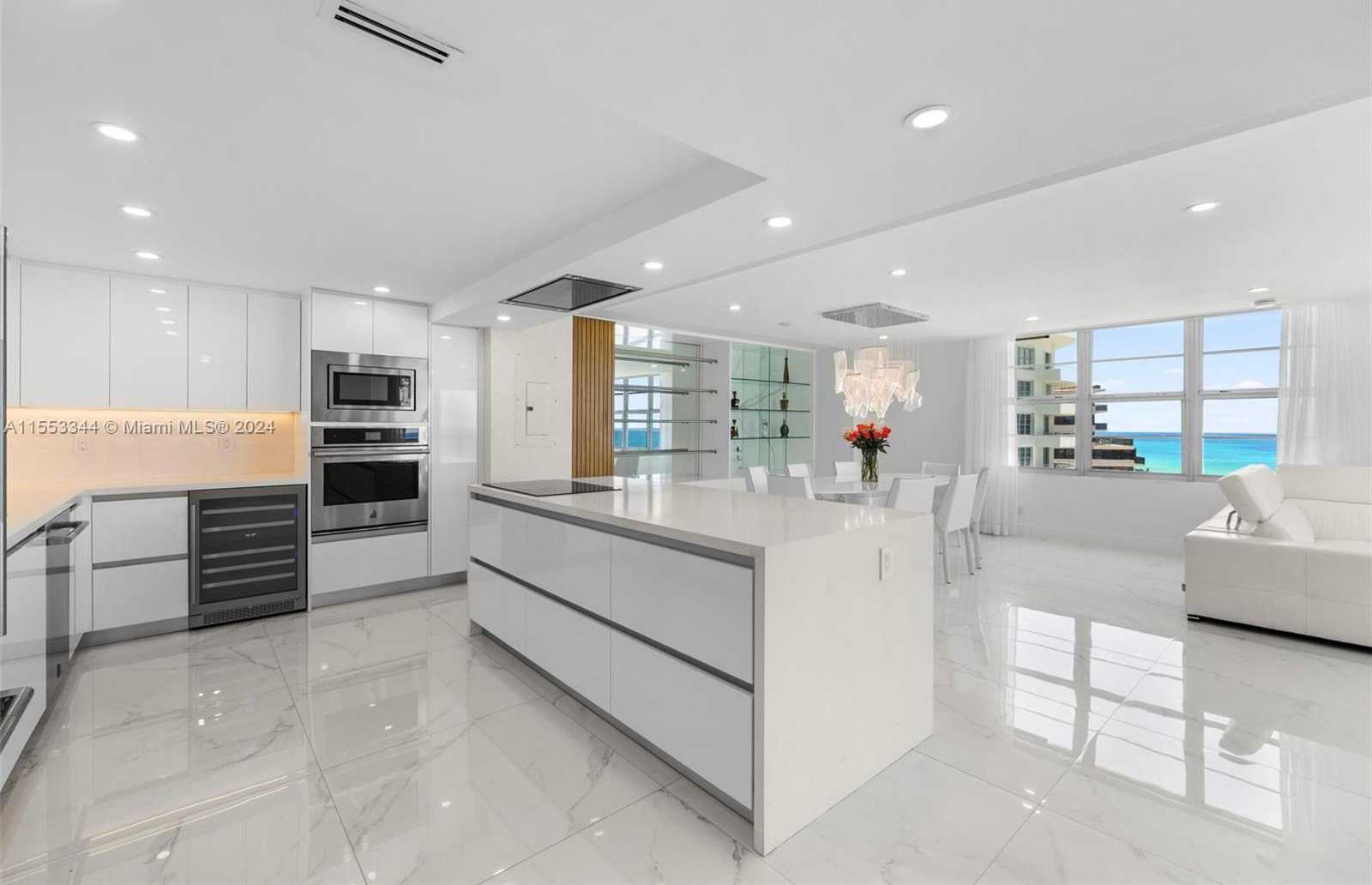 Small Image of 5151 COLLINS AVE #1527, Miami Beach Number 4