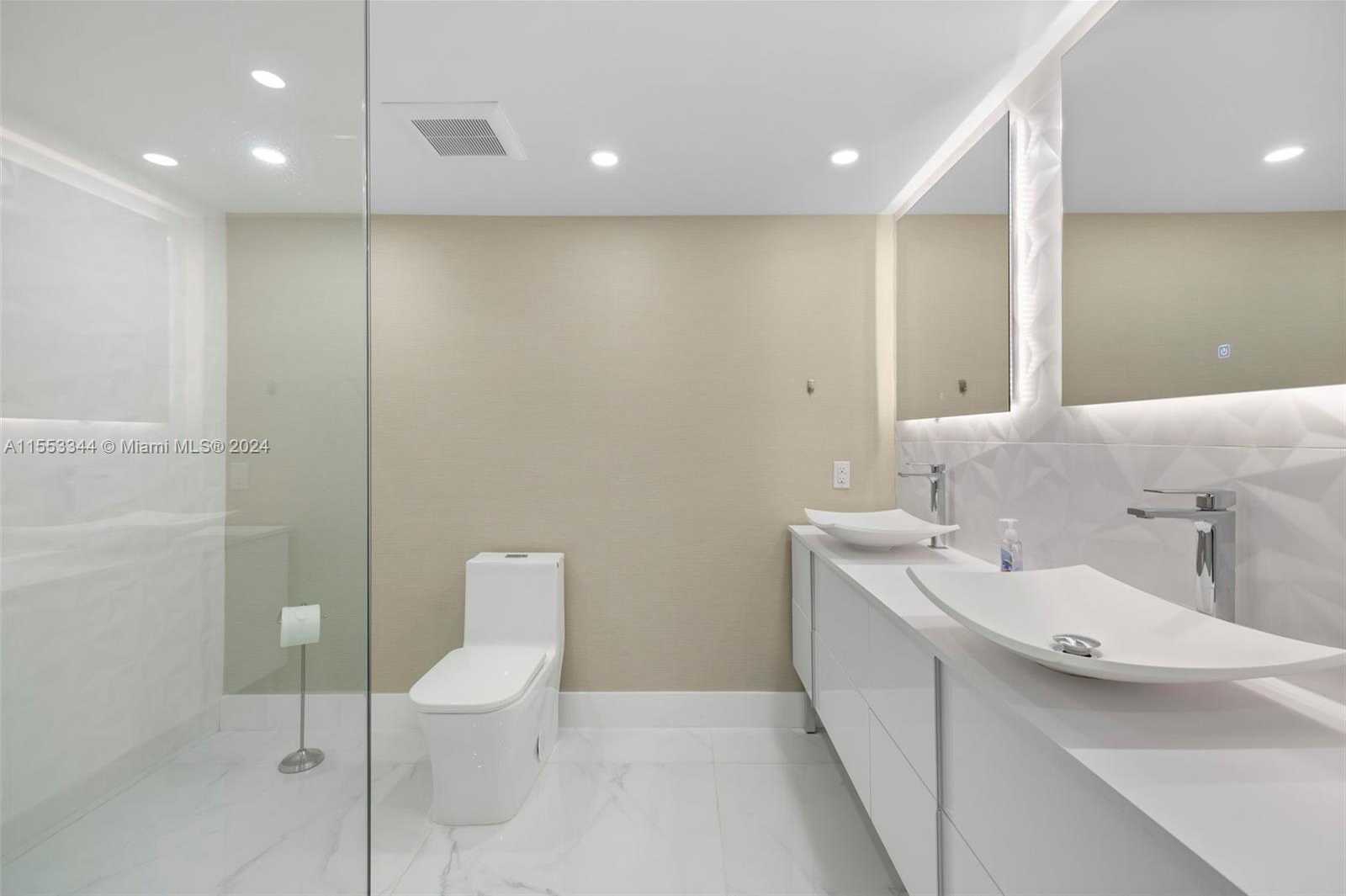 Small Image of 5151 COLLINS AVE #1527, Miami Beach Number 41