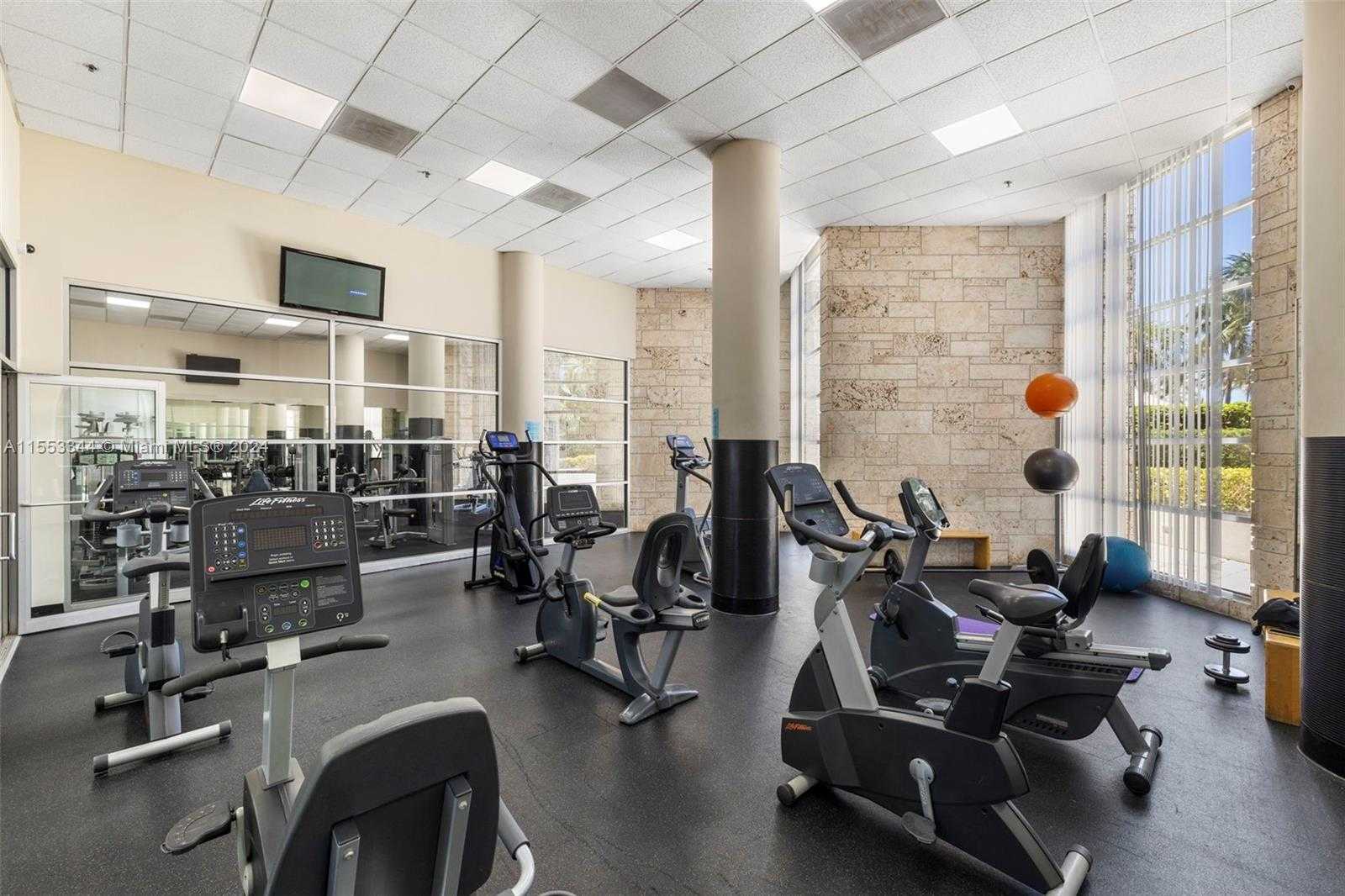 Small Image of 5151 COLLINS AVE #1527, Miami Beach Number 48