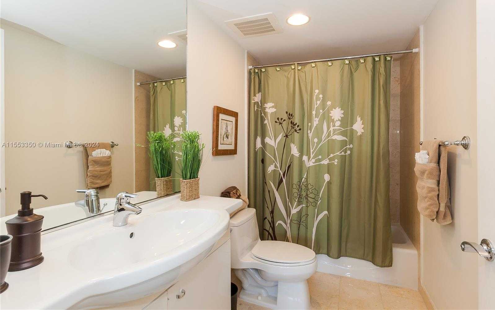 Small Image of 1830 SOUTH OCEAN DR #3204, Hallandale Beach Number 15