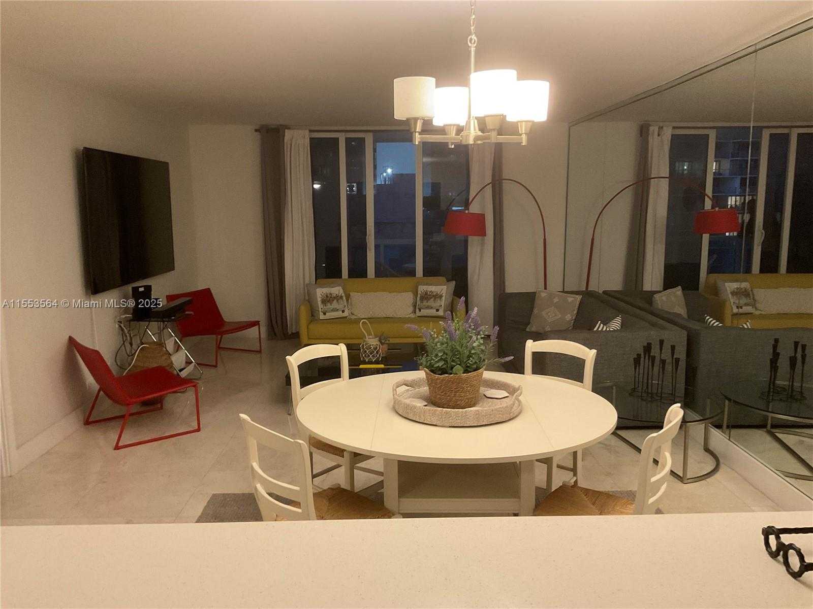 Small Image of 2301 #704, Miami Beach Number 27