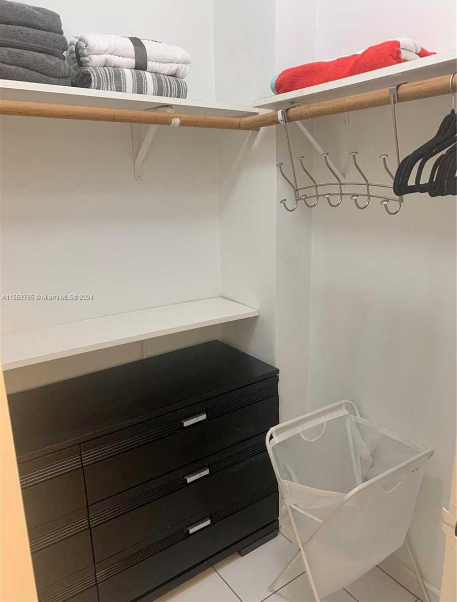 Small Image of 100 LINCOLN RD #805, Miami Beach Number 10