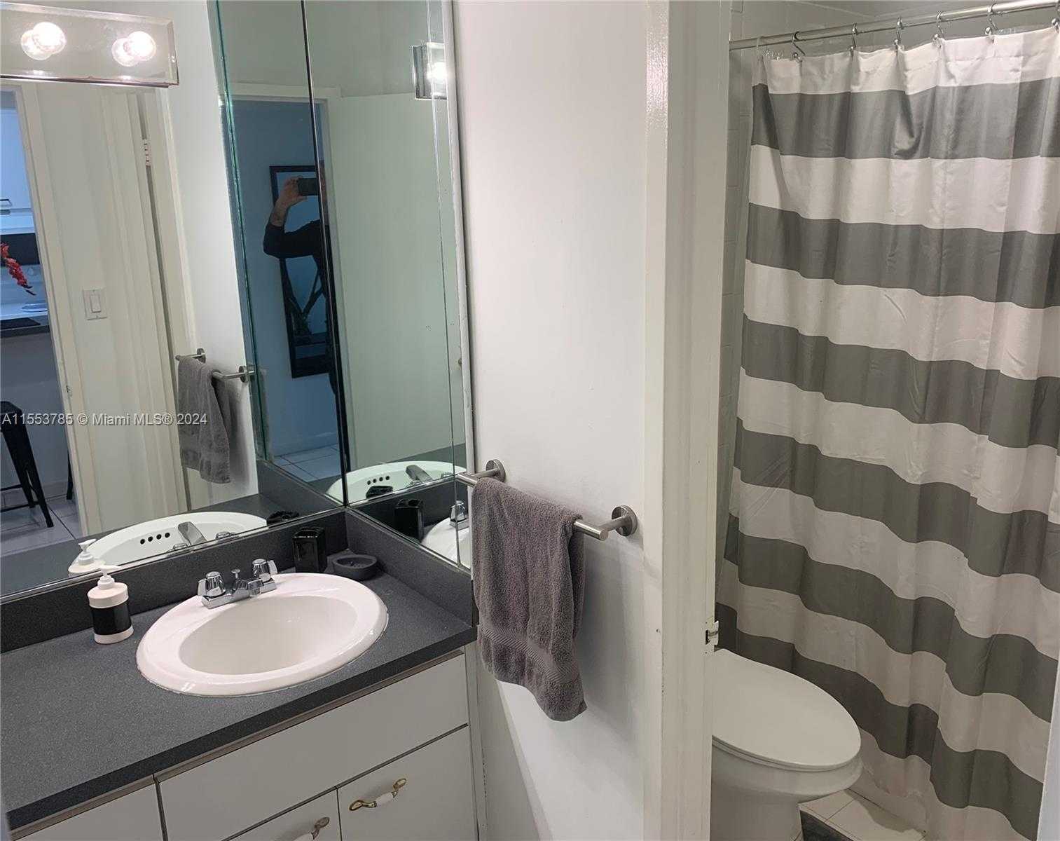 Small Image of 100 LINCOLN RD #805, Miami Beach Number 12