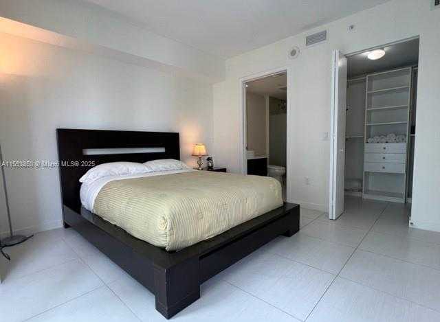Small Image of 31 SOUTH EAST 6TH ST #1606, Miami Number 13