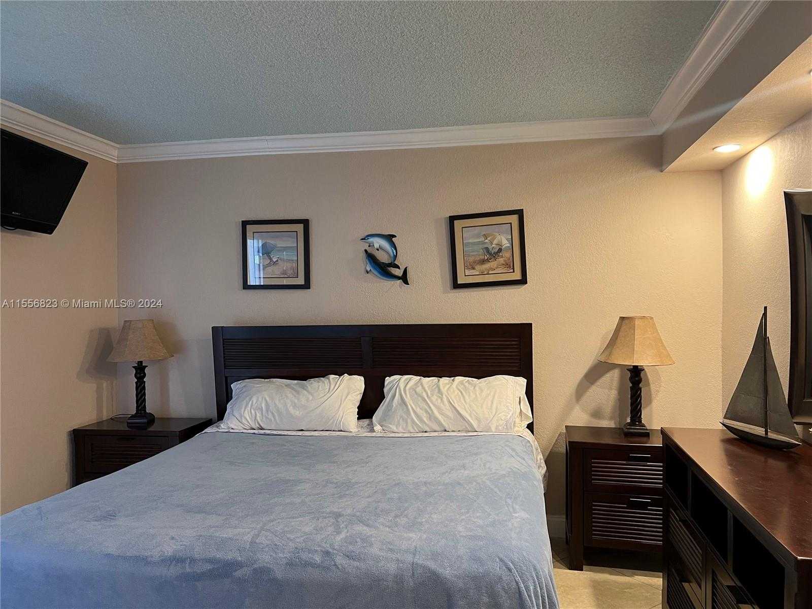 Small Image of 3725 S Ocean Dr, Hollywood, FL 33019, USA Number 16