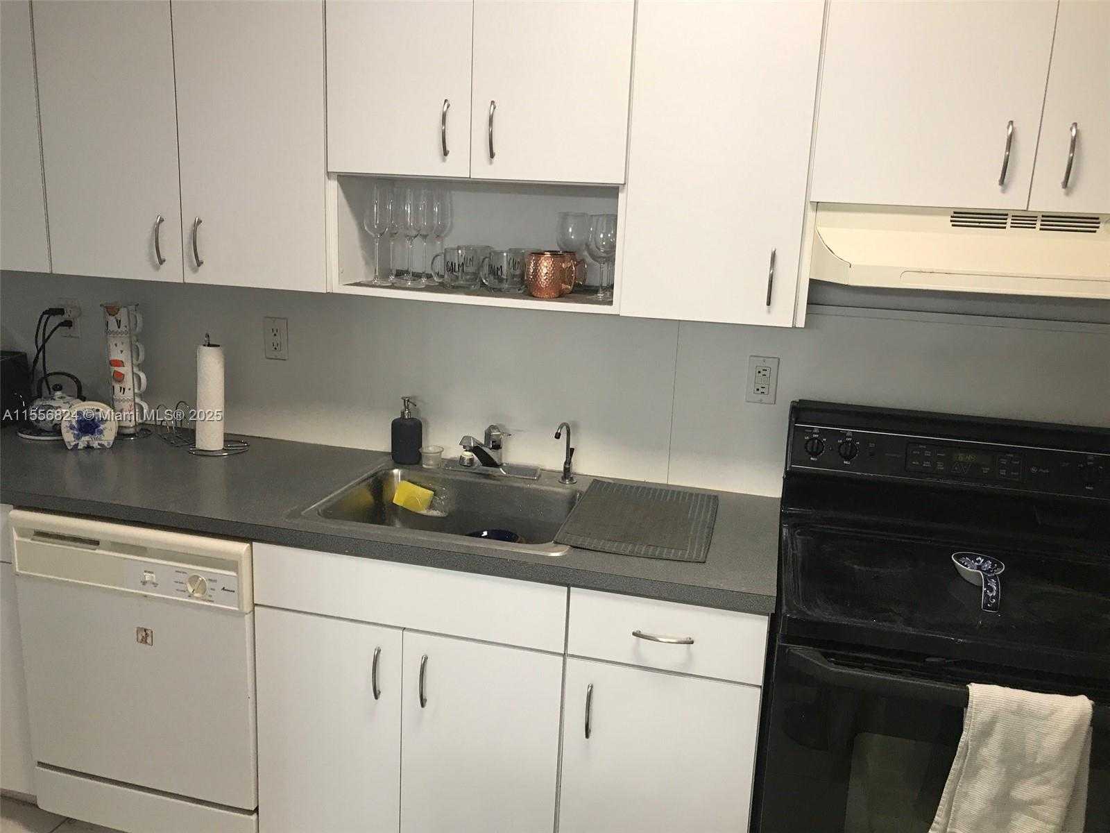 Small Image of 100 LINCOLN RD #1126, Miami Beach Number 14