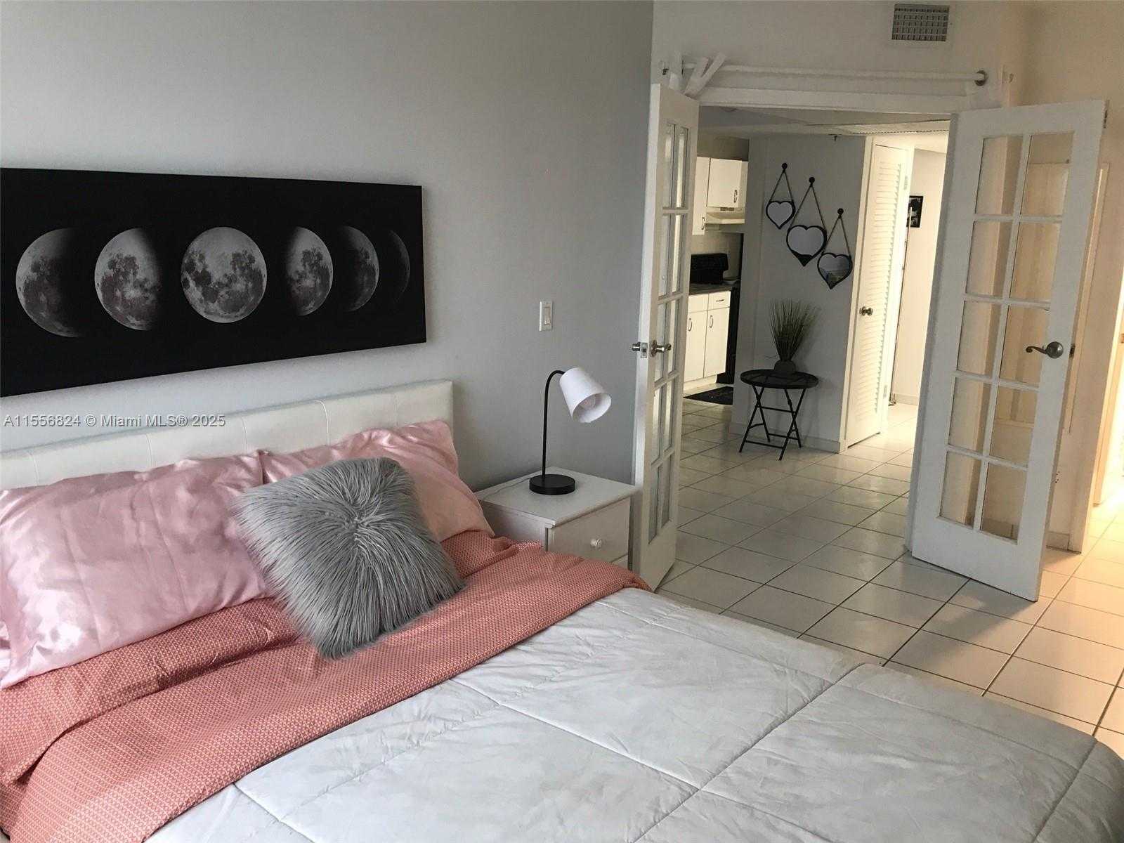 Small Image of 100 LINCOLN RD #1126, Miami Beach Number 9