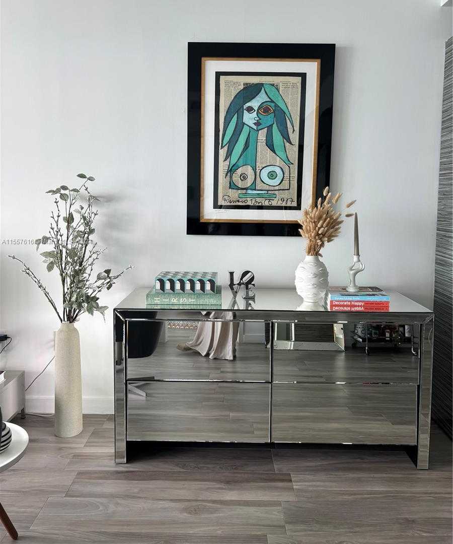 Small Image of 460 NORTH EAST 28TH ST #2807, Miami Number 4