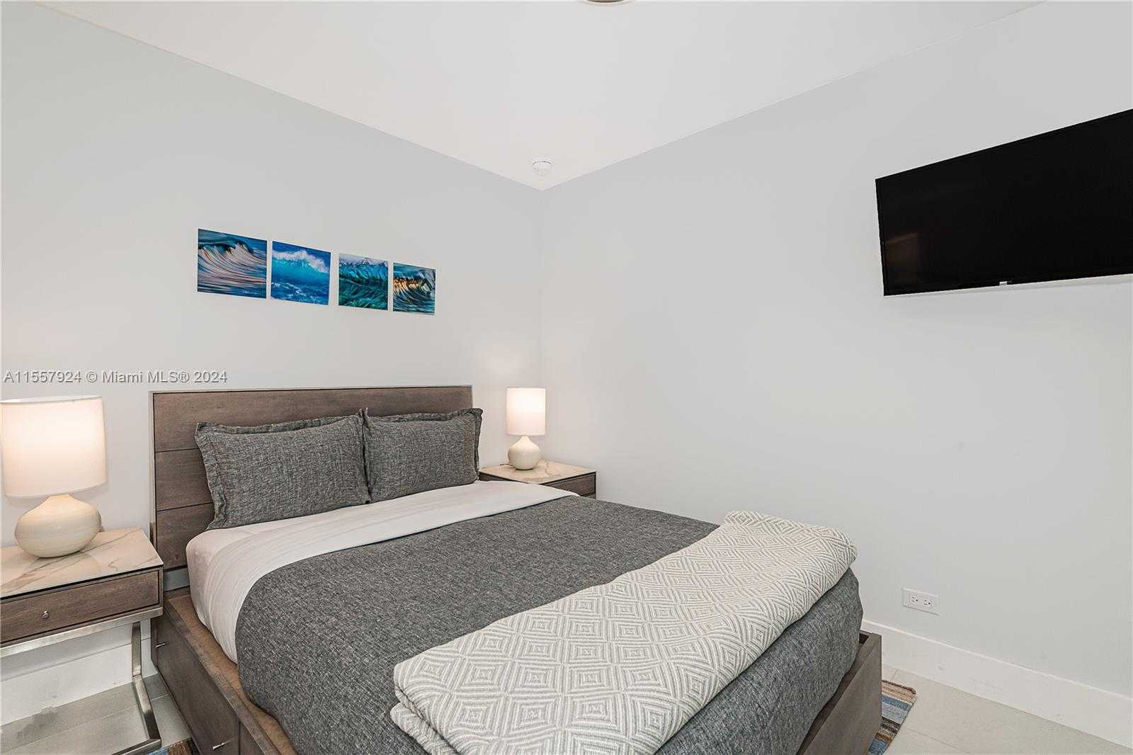 Small Image of 2301 COLLINS AVE #1440, Miami Beach Number 11