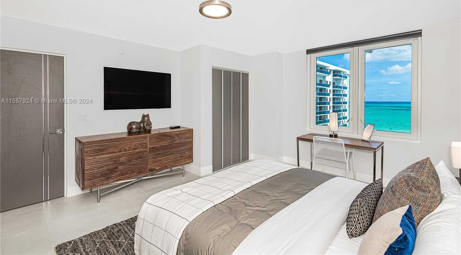 Small Image of 2301 COLLINS AVE #1440, Miami Beach Number 7