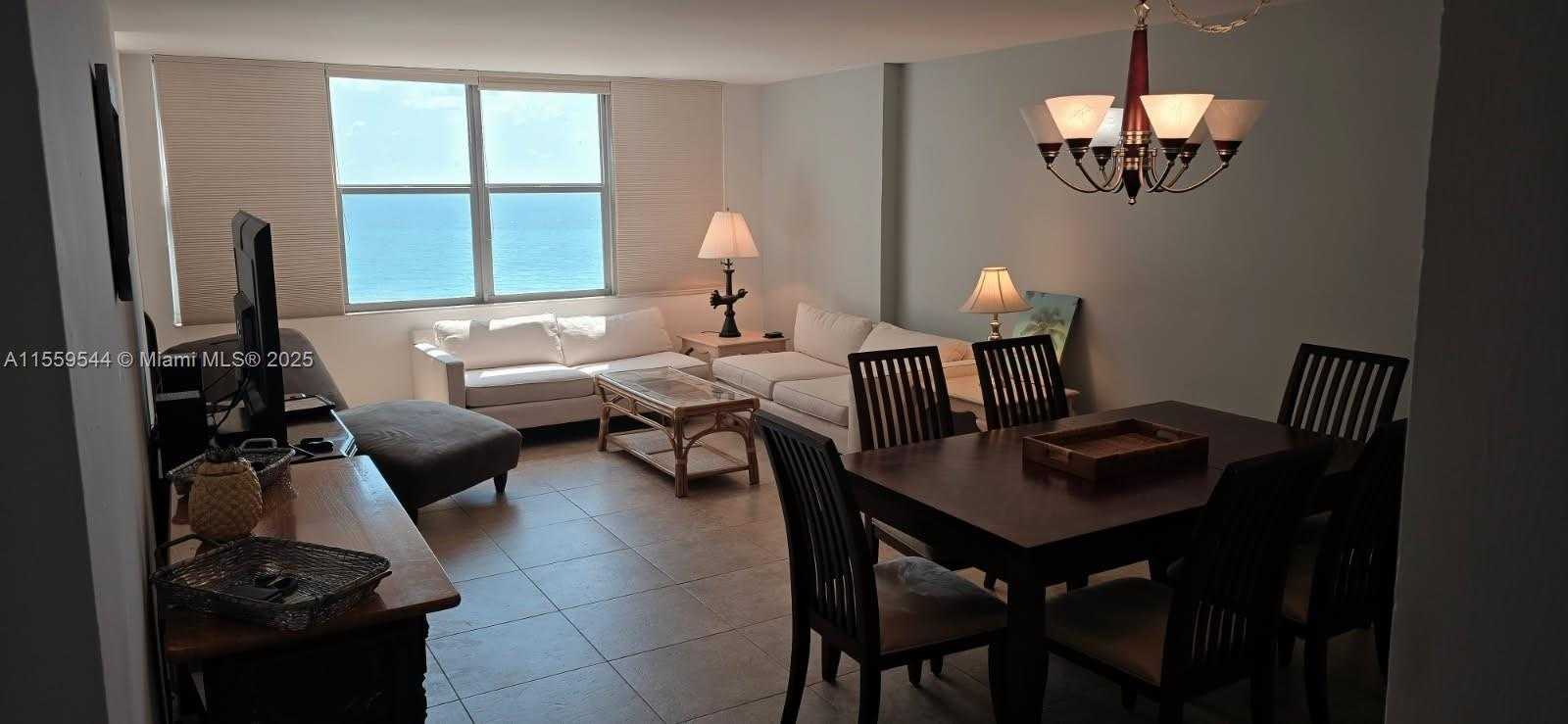 Small Image of 6039 COLLINS AVE #1110, Miami Beach Number 12