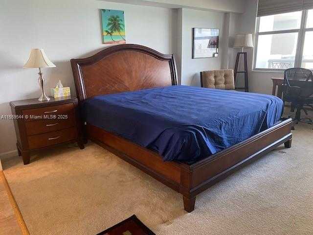 Small Image of 6039 COLLINS AVE #1110, Miami Beach Number 16