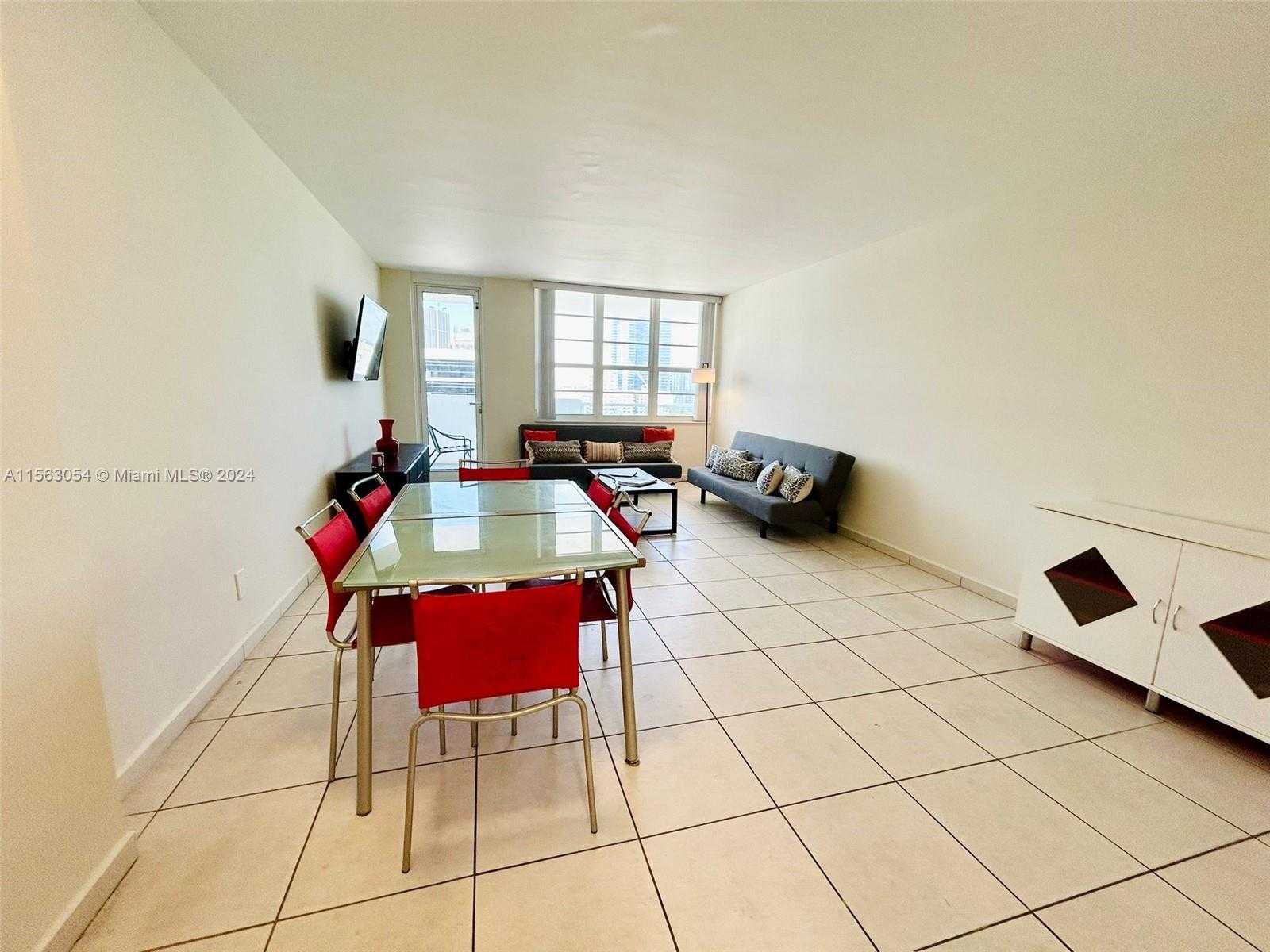Small Image of 100 LINCOLN RD #1241, Miami Beach Number 2