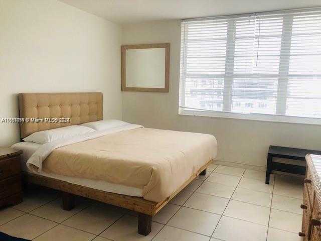 Small Image of 100 LINCOLN RD #1241, Miami Beach Number 4