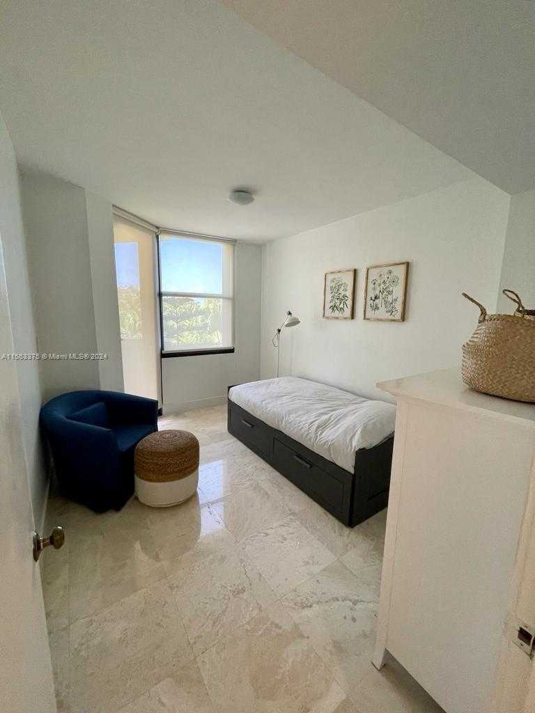 Small Image of 101 CRANDON BLVD #381, Key Biscayne Number 8
