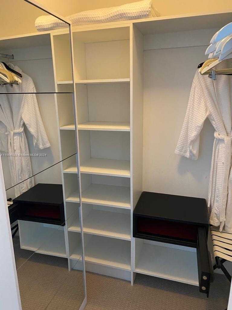 Small Image of 4111 SOUTH OCEAN DR #2101, Hollywood Number 23