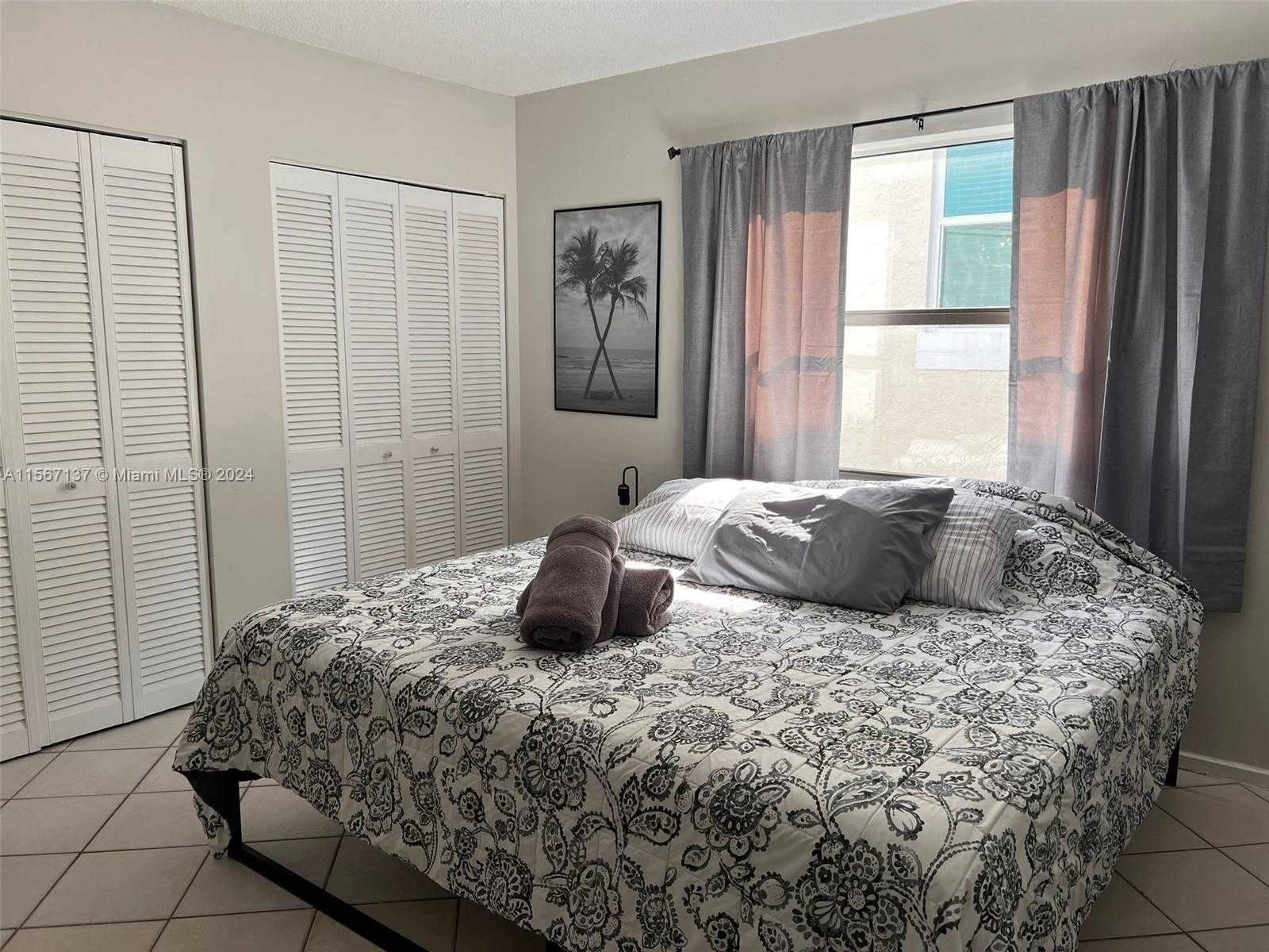 Small Image of 753 MICHIGAN AVE #3C, Miami Beach Number 6
