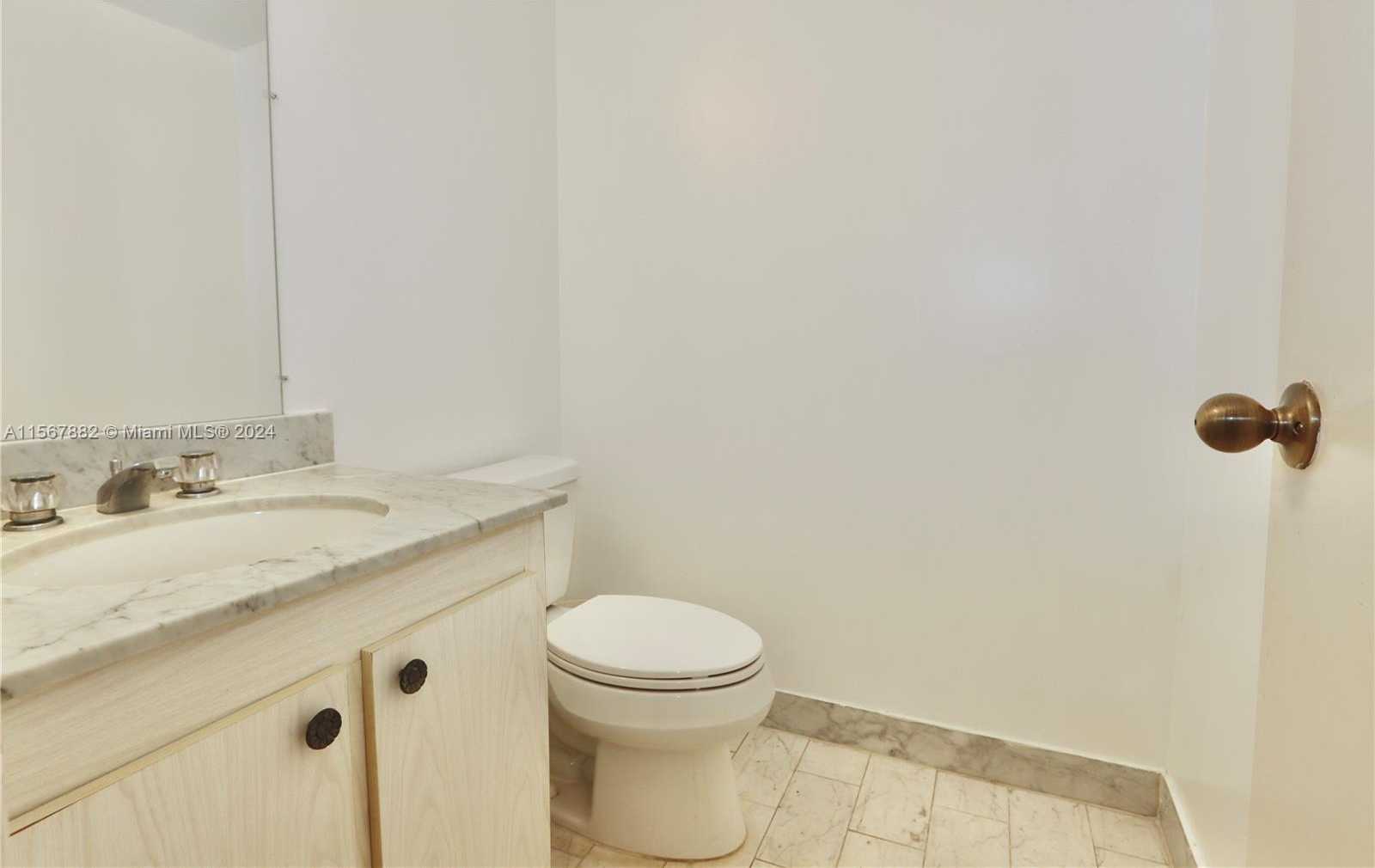 Small Image of 2401 SOUTH OCEAN DR #806, Hollywood Number 12