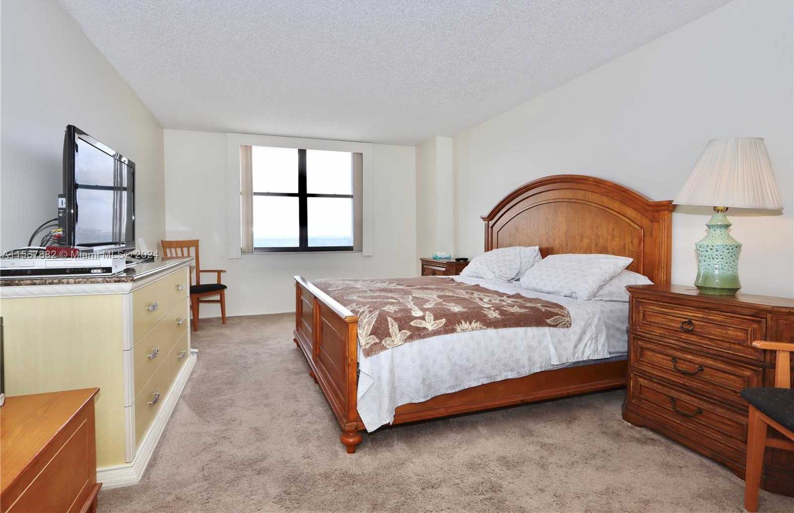 Small Image of 2401 SOUTH OCEAN DR #806, Hollywood Number 13
