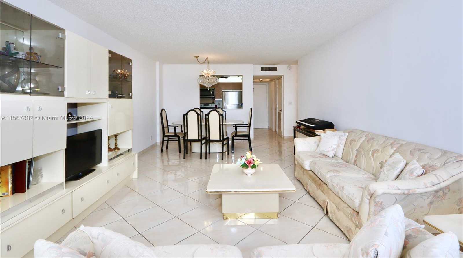 Small Image of 2401 SOUTH OCEAN DR #806, Hollywood Number 2
