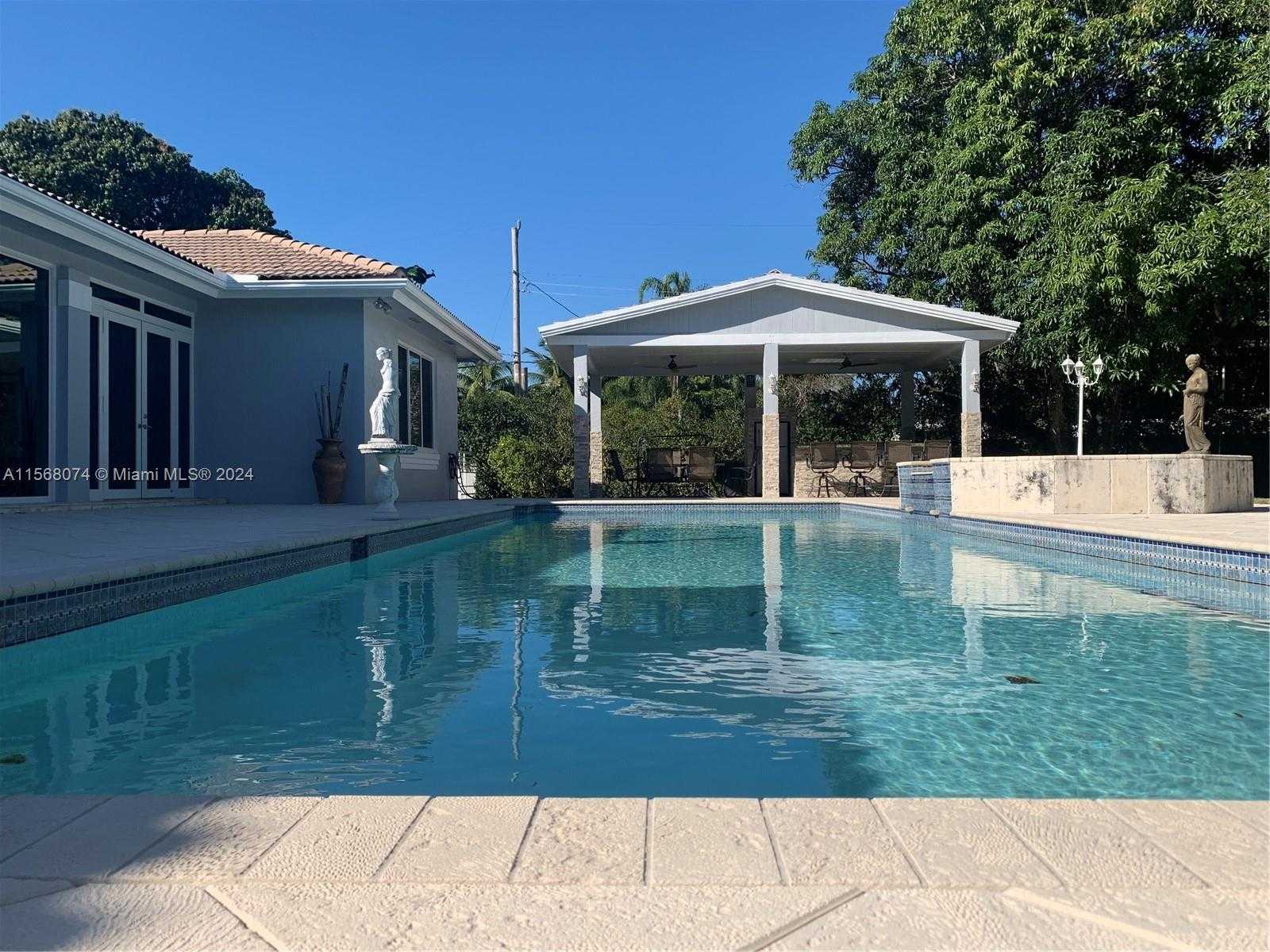 Small Image of 7625 SOUTH WEST 75TH AVE, Miami Number 14