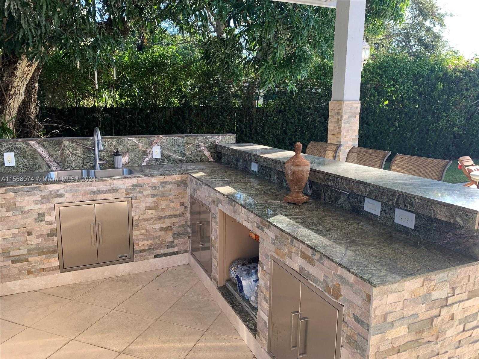 Small Image of 7625 SOUTH WEST 75TH AVE, Miami Number 17