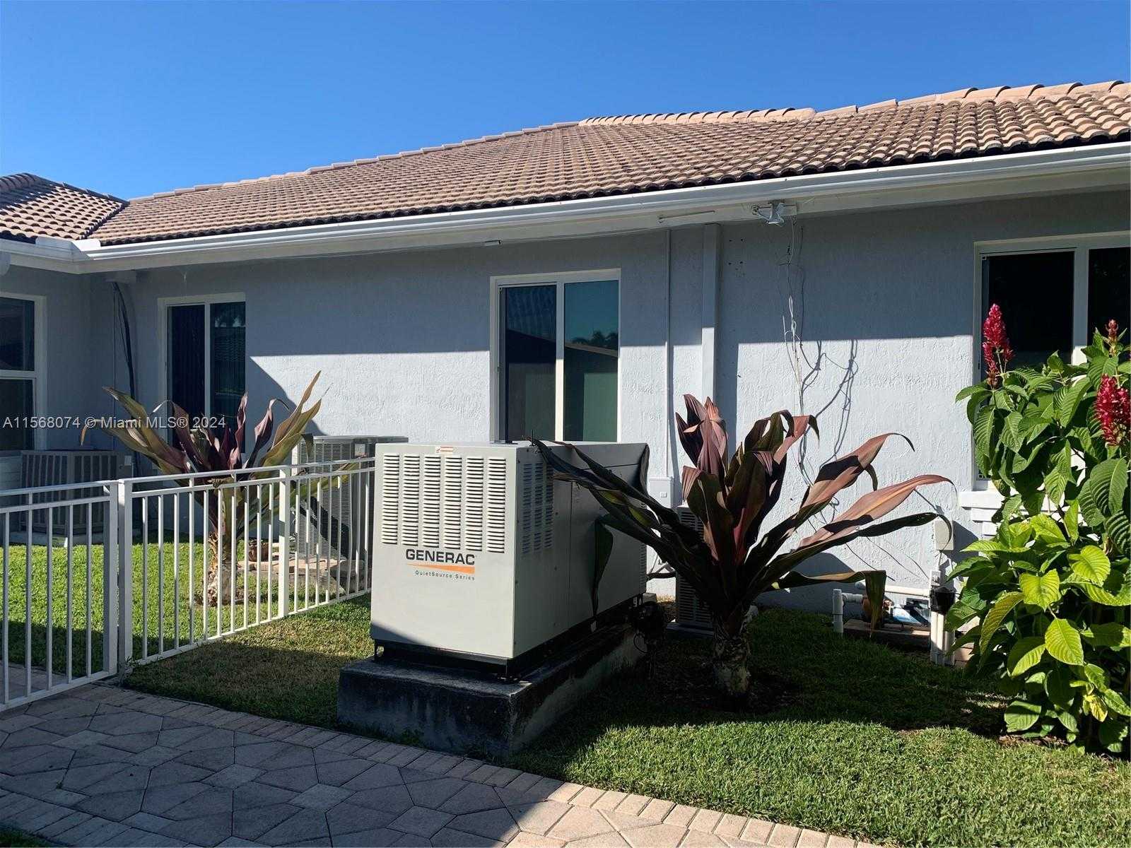 Small Image of 7625 SOUTH WEST 75TH AVE, Miami Number 19